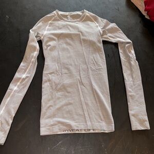 Lululemon long sleeve size 2
